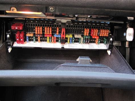 2006 bmw 325ci convertible fuse box 
